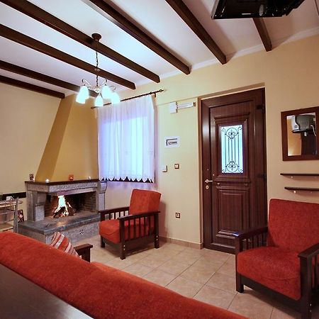 Melivoia Apartment Vitina Bagian luar foto