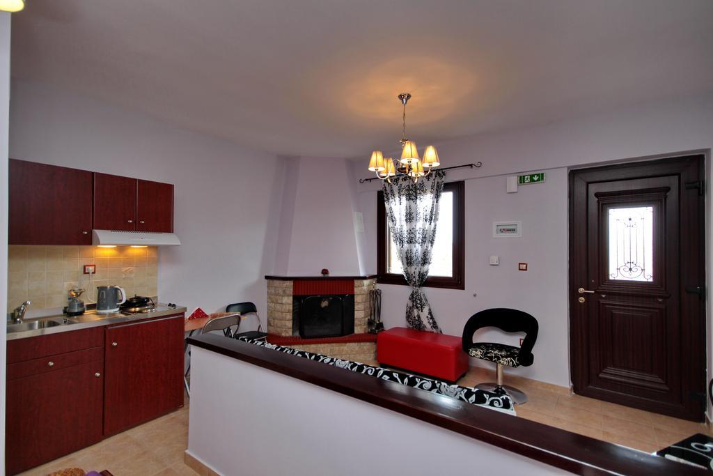 Melivoia Apartment Vitina Bagian luar foto