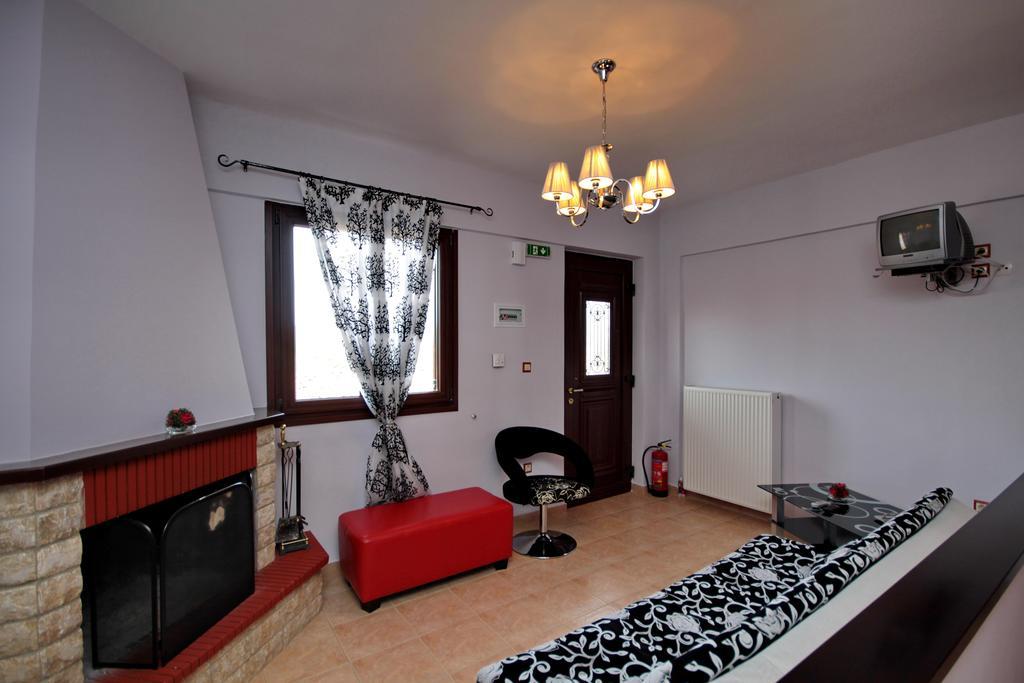 Melivoia Apartment Vitina Bagian luar foto