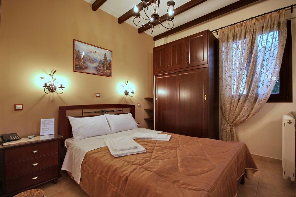 Melivoia Apartment Vitina Bagian luar foto