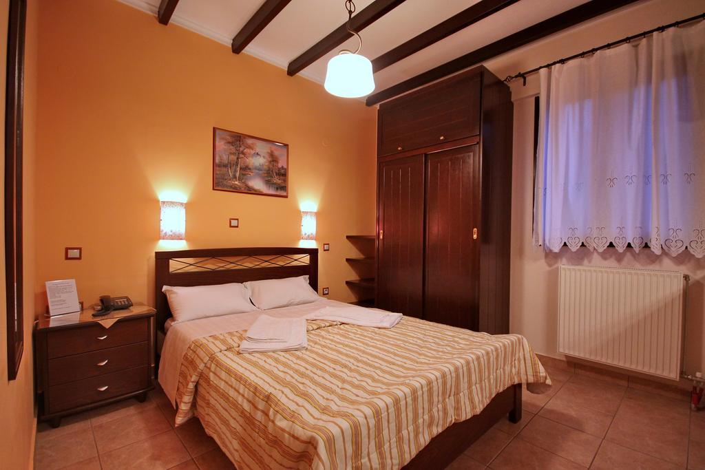 Melivoia Apartment Vitina Bagian luar foto